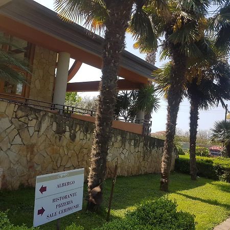 Agriturismo Terre Delle Monache Pontecagnano Faiano Exterior foto